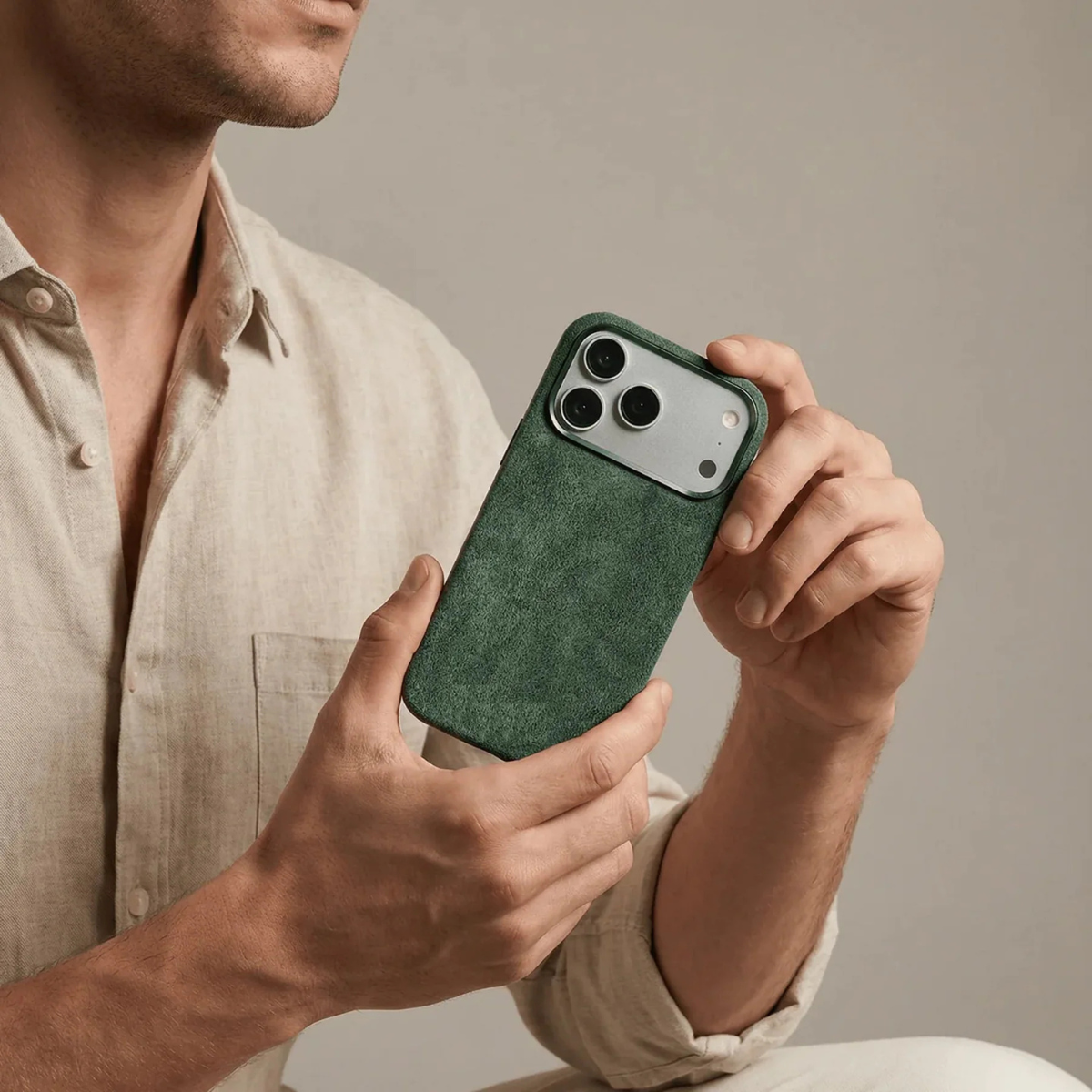 Alcantara Case - Midnight Green